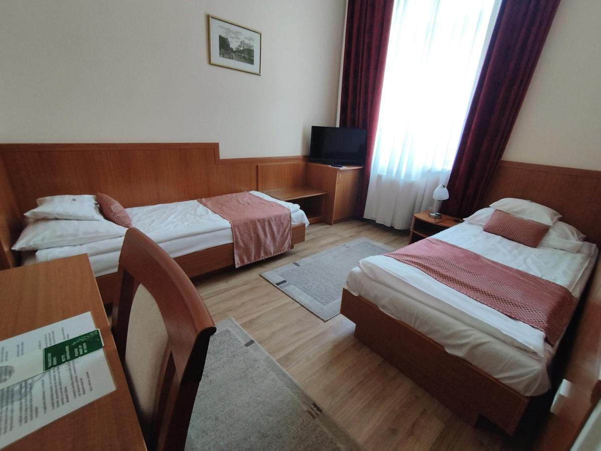 Hotel Pannonia Miskolc Exterior foto