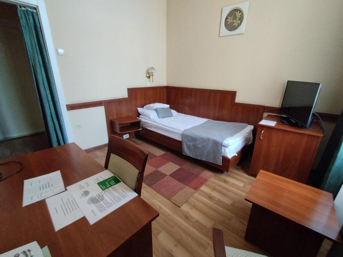 Hotel Pannonia Miskolc Exterior foto