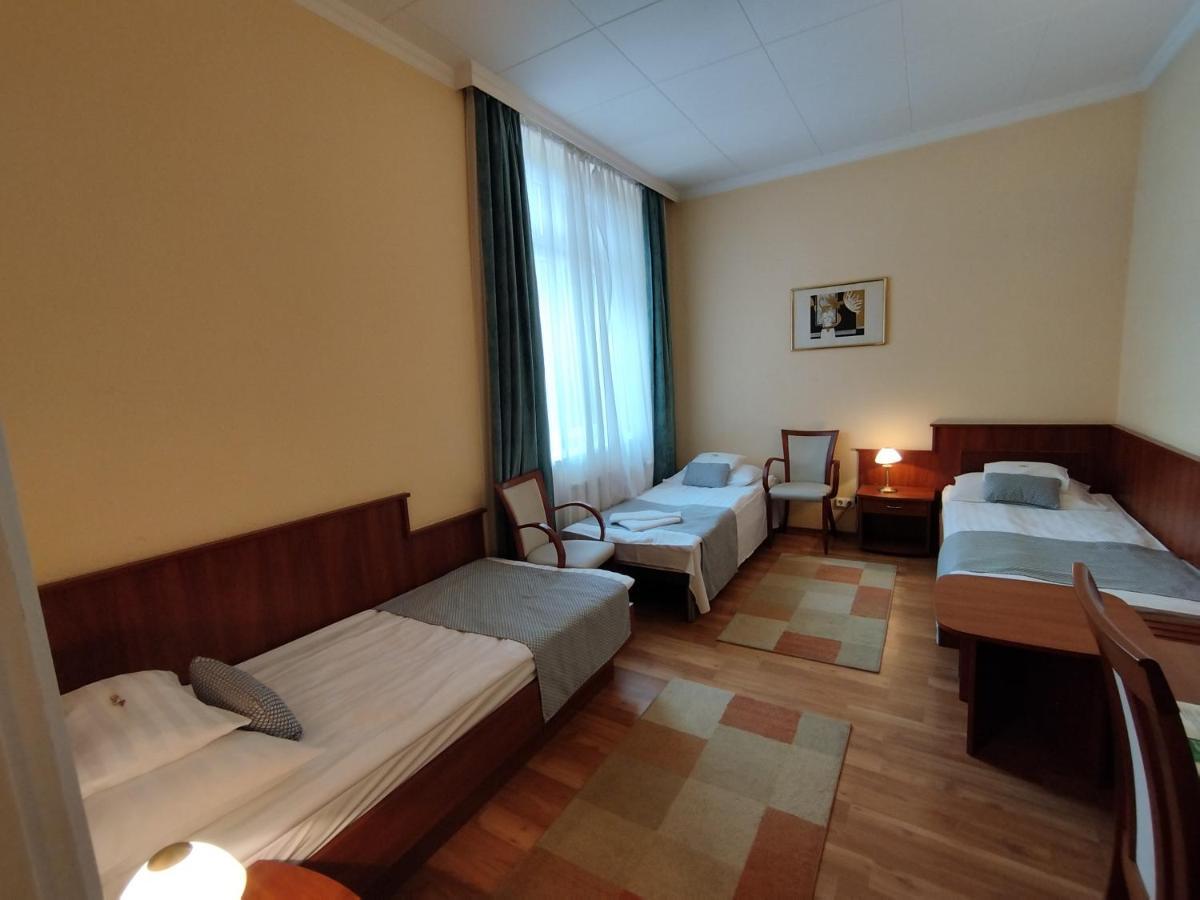 Hotel Pannonia Miskolc Exterior foto